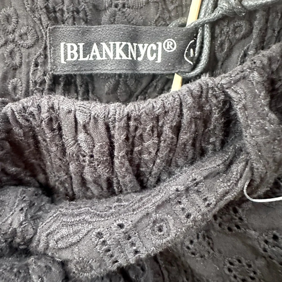 Blank NYC Black Eyelet Tie Waist Shorts Size Medium New With Tag! - Picture 9 of 10